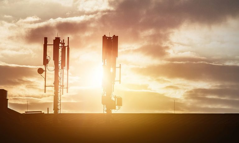 Tower Antennas 5G Banner